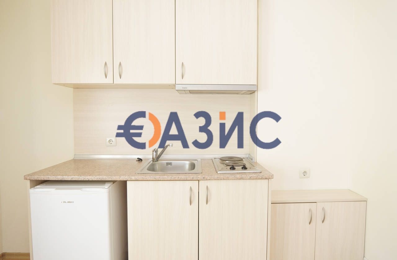 Продава се Едностаен апартамент в Созопол - 54 кв.м за 1110 €/кв.м - Снимка #5