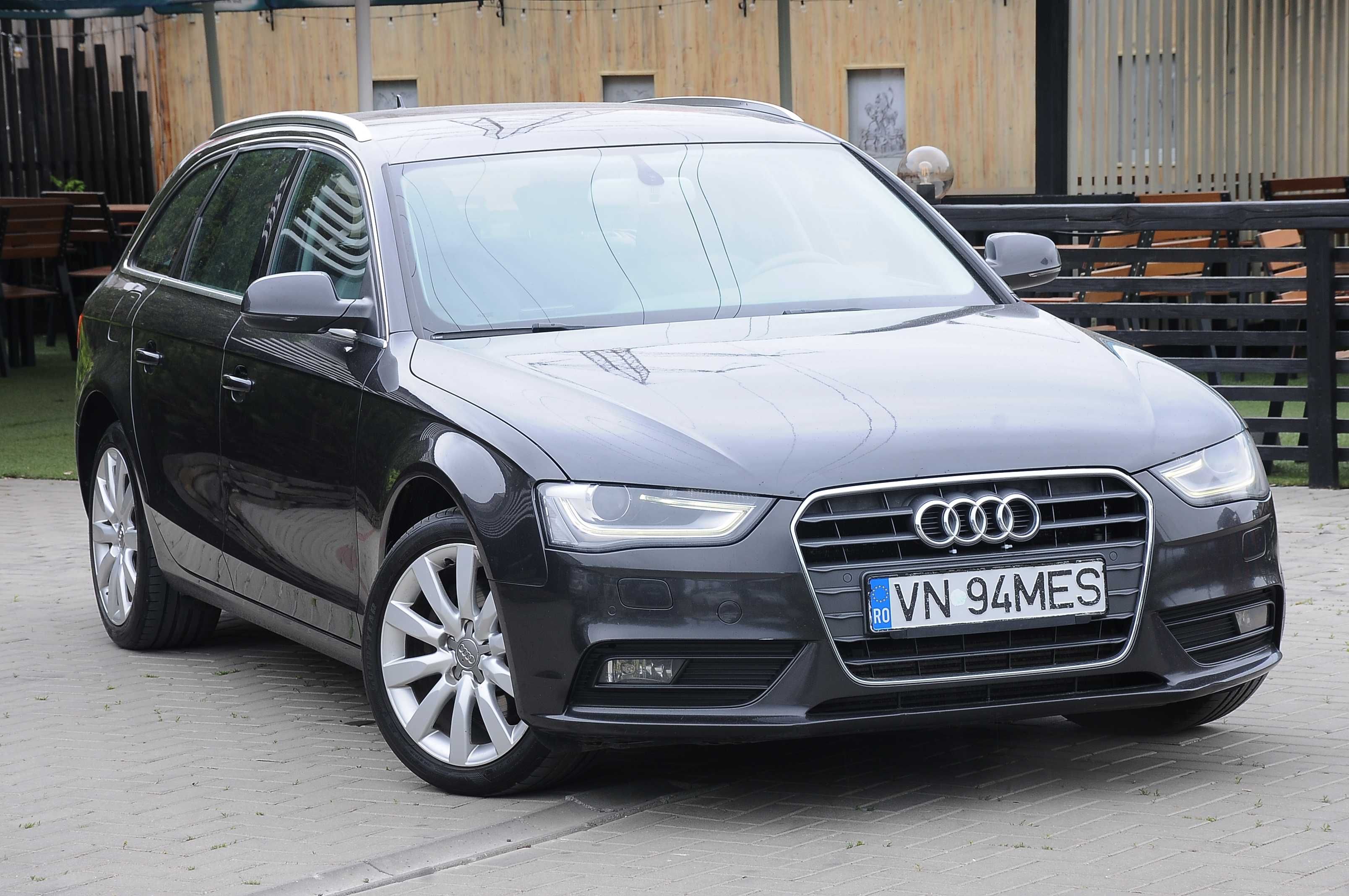 AUDI A4 Avant 2013 2.0TDi 140 CP E5 6 trepte Clima Piele Navi XenonLED