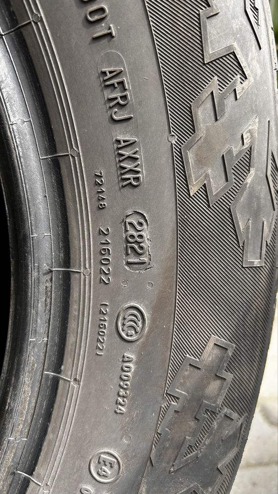 Vand 4 anvelope continental  235 60 R17