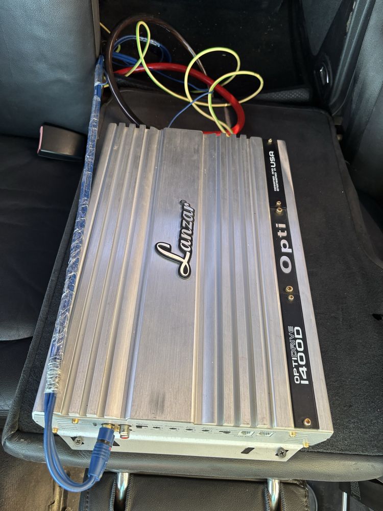 Бас каса kicker L5 15 ска с Усилвател !
