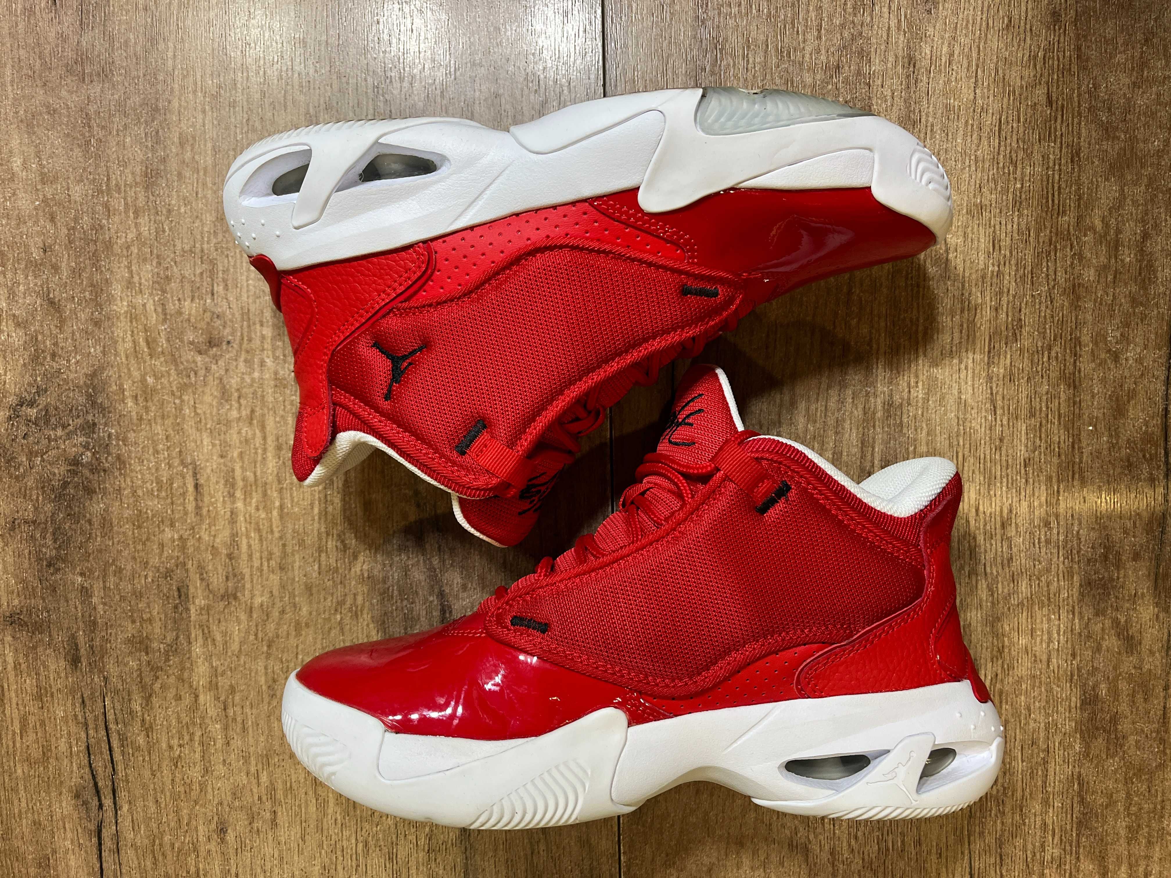 ОРИГИНАЛНИ *** Nike Air Jordan Max Aura 4 University Red/Black-White