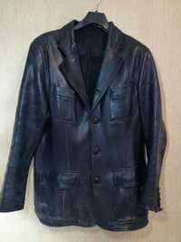 Кожаный  пиджак, джинсы, брюки, пиджаки46-48-50.