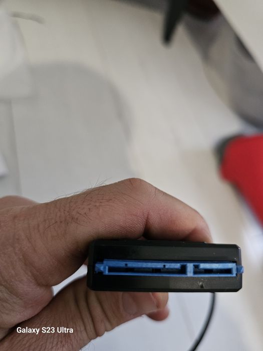 Кабел адаптер за включване на CD  и хард диск към USB.