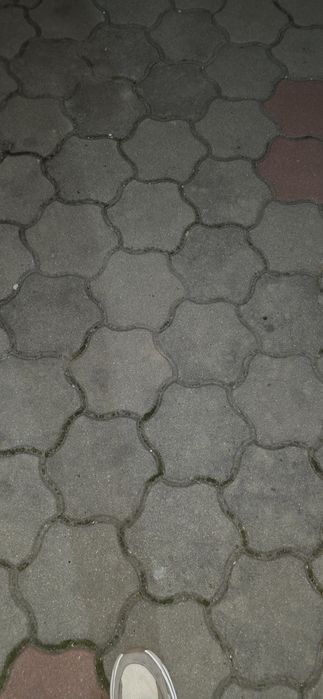 Vând pavaj tip floare