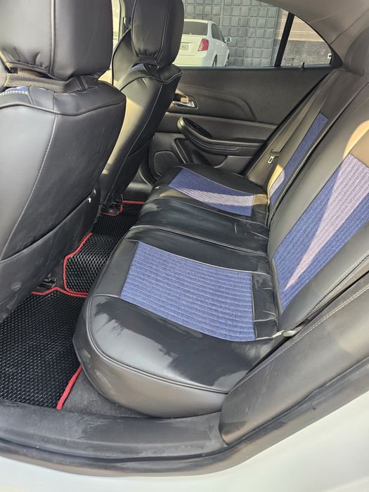 Chevrolet ,Malibu oq jemchug