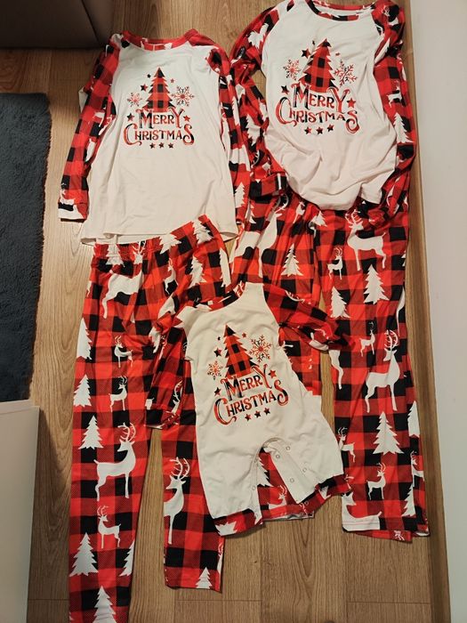 Set pijamale Crăciun + bebe