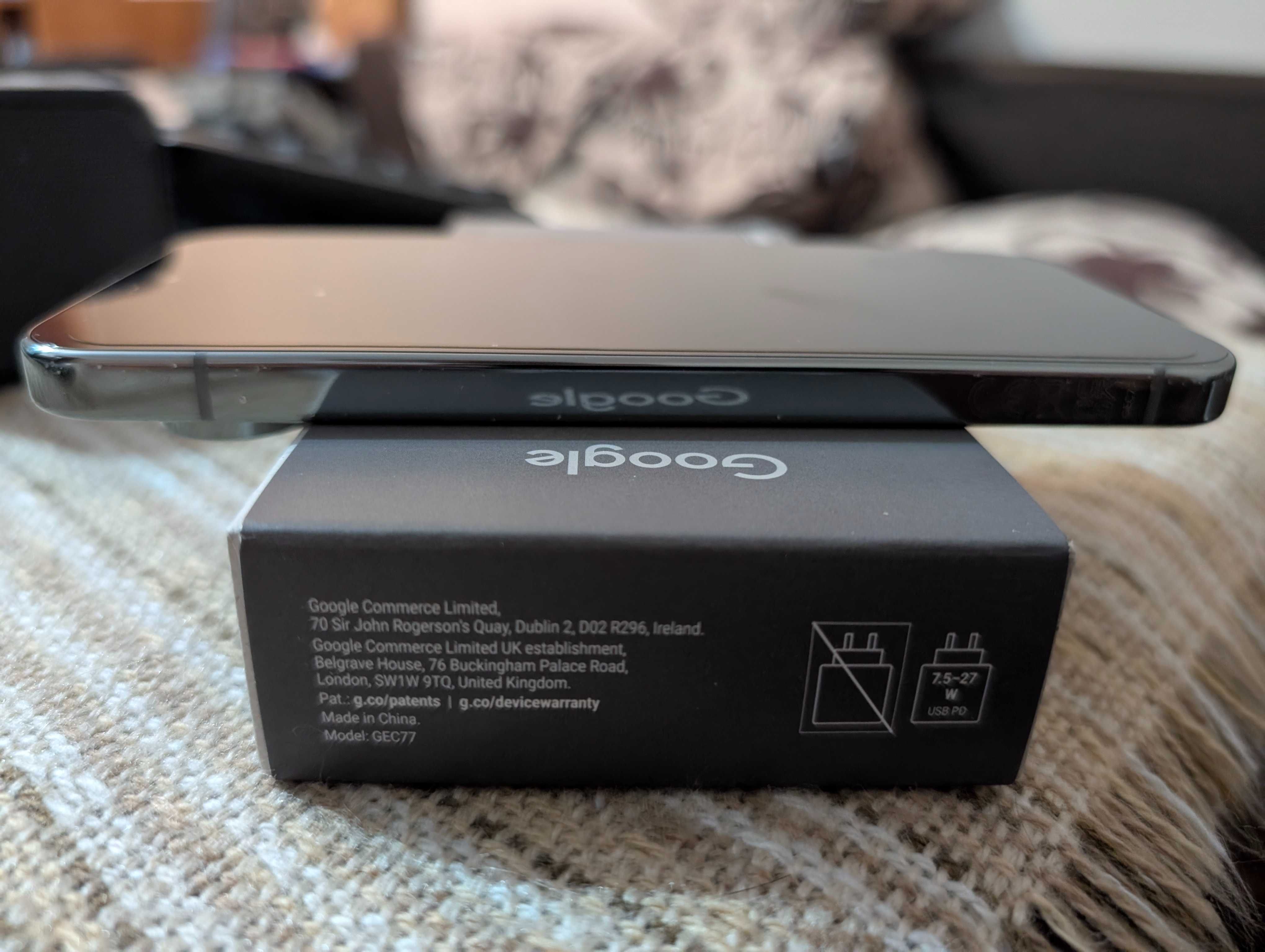 телефон Google Pixel 9 Pro 128 гб- hazel, rose quartz