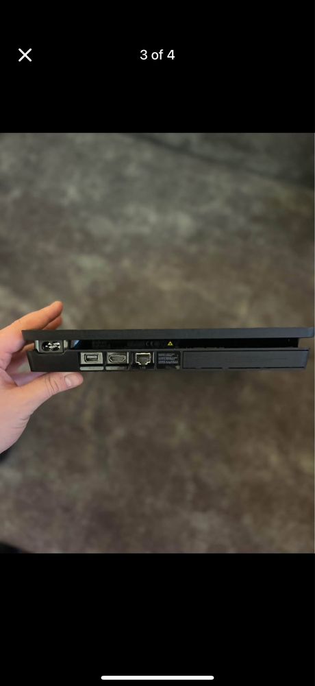 Playstation 4 slim