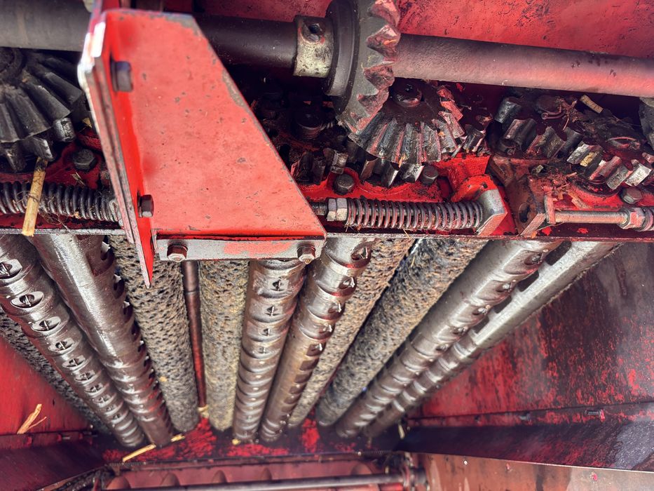 Culegatoare porumb zmaj 224