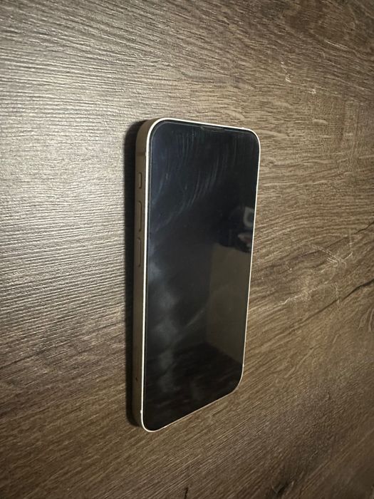 iPhone 13 mini white