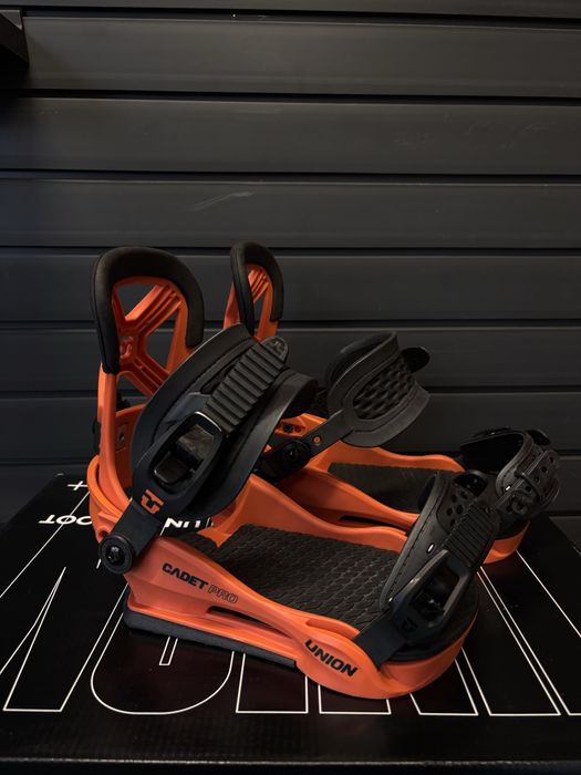 UNION Cadet - автомати за сноуборд