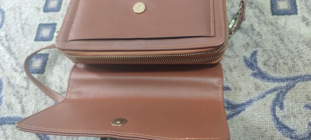 Продам новую женскую сумочку