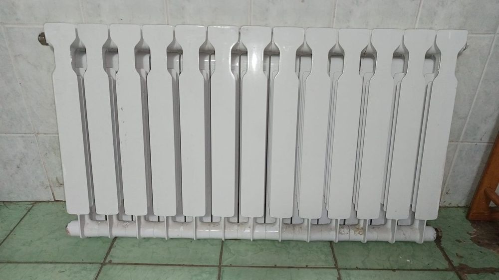 Продам батареи батареи