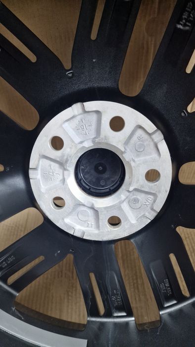 Jante noi Vw Tiguan 19" senzori+anv. - Passat,Golf, Audi Q3,Seat,Skoda