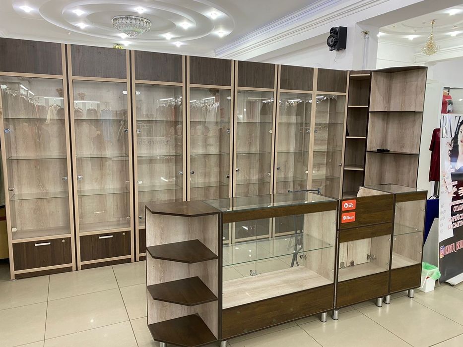 Продам шкафы для магазина