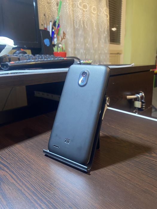 ZTE Grand  X Pro.