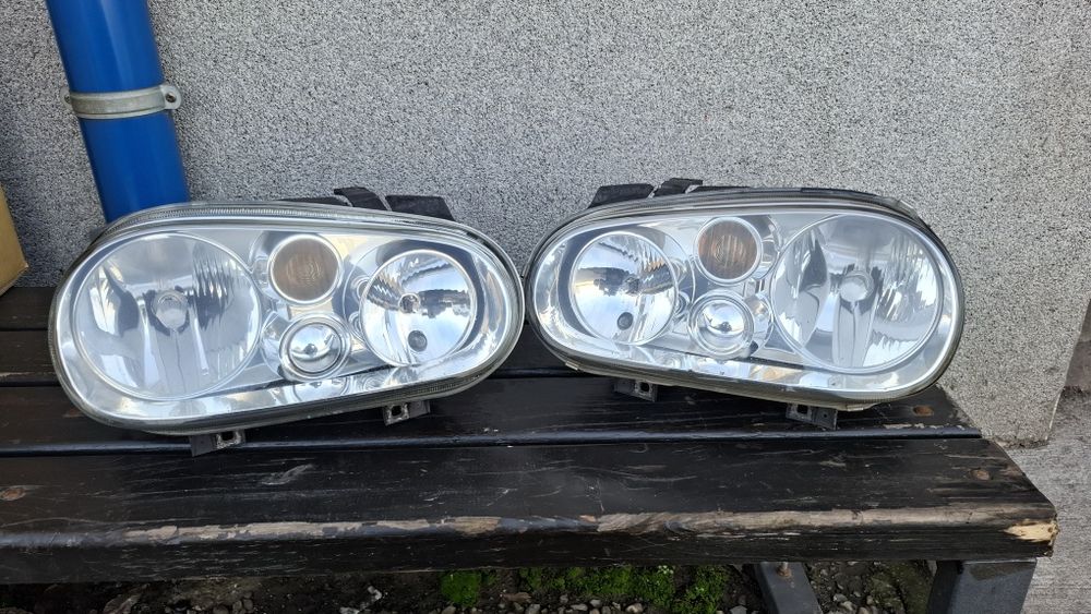 Фарове за Голф 4