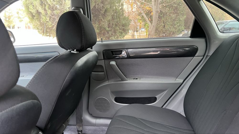 Jentra qora radnoy 12000$