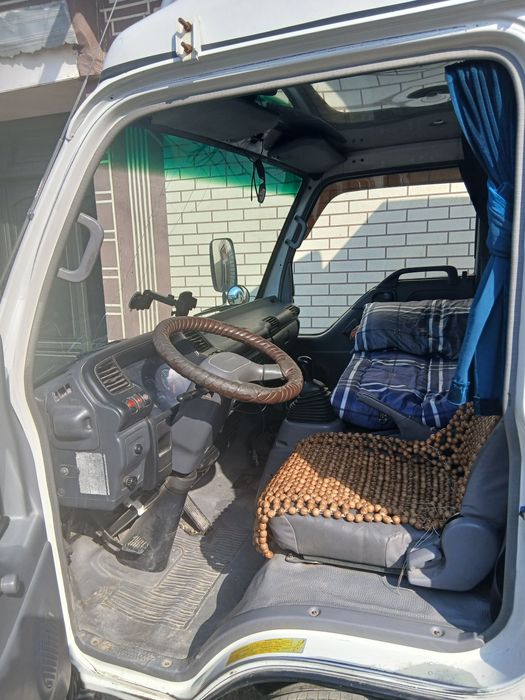 Isuzu ideal srochna sotiladi