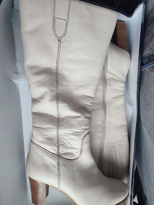 Продам кожанные сапоги из натуральное кожи