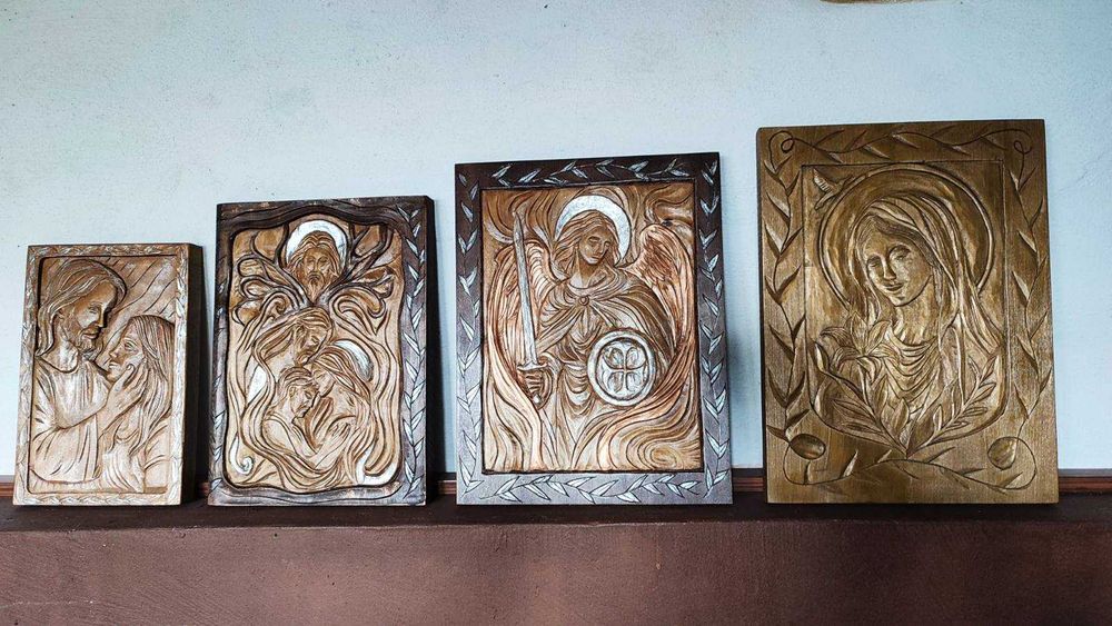 Дърворезба Богородица