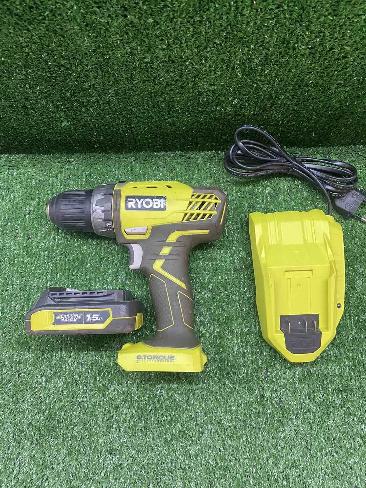 Винтоверт Ryobi R14DDE/14 волта с 1.5 ампера батерия и зарядно.
120 ле