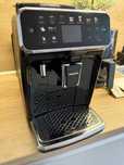 Продавам кафеавтомат Phillips 5400