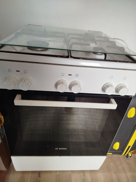 Срочно продам связи с переездом газплита Bosch