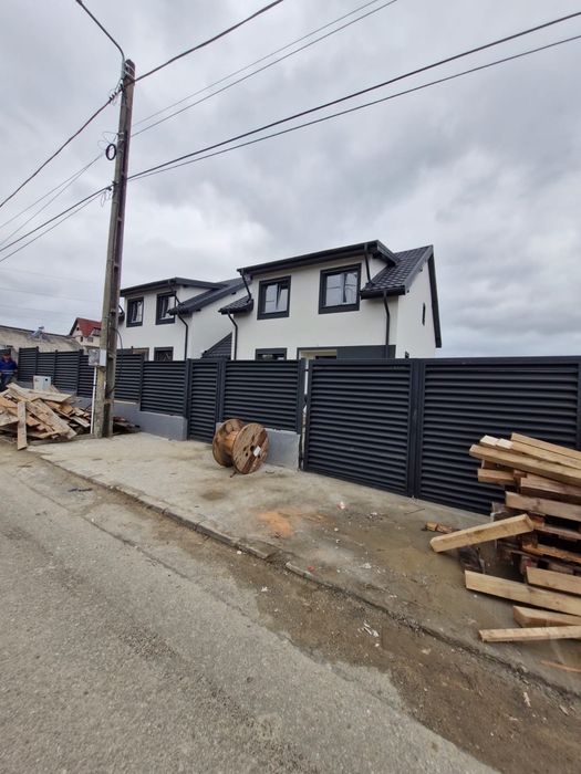 Casa de vanzare P+1E