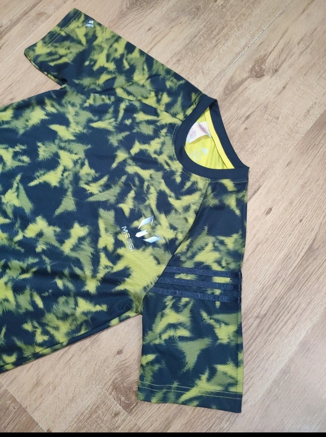 Tricou Adidas Messi mărimea 15-16 ani sau S