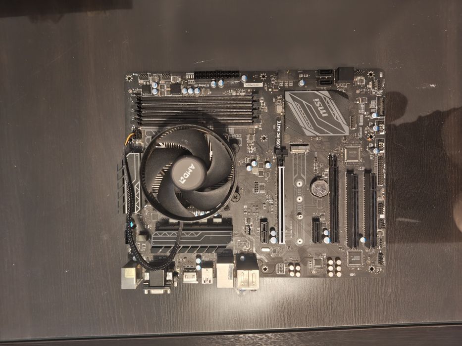 Vand kit placă de baza msi b350 (AM4) CU RYZEN 5 1600X SI COOLER