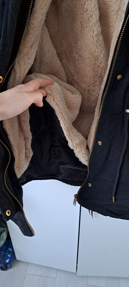 Geaca parka Pull&Bear dama masura M