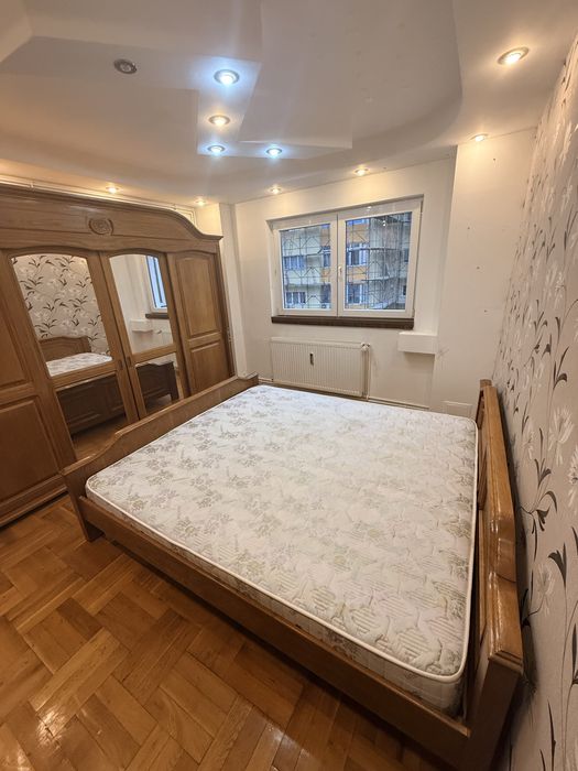 Mobila dormitor lemn masiv