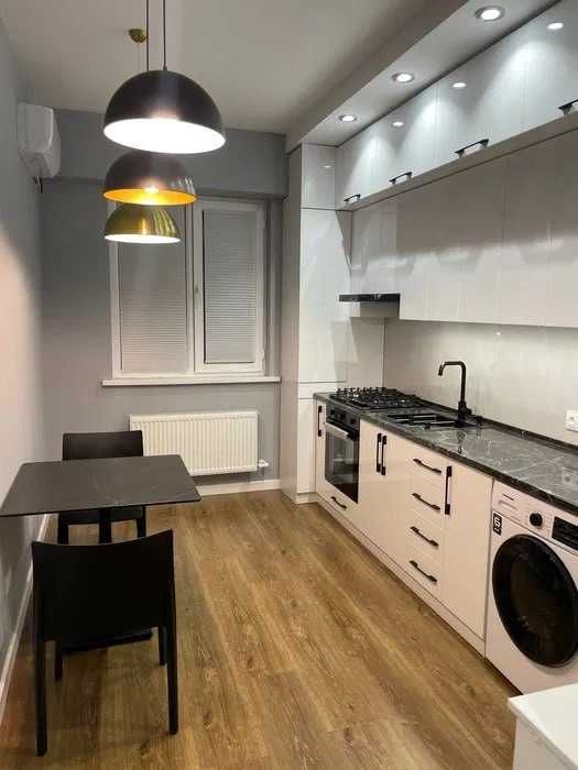 Срочно!!! сдам квартиру в яшнабадском рядом метро дустлик 2/5/9 823*