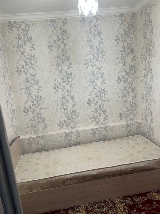 Арендага 3 хона 4 этаж Азиз бозор олдида жойлашган.Агентство