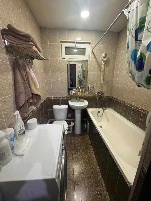 Тезда Сотаман Корасу 6 массив 2/3/3  40м2 разд мебел. Нархи 39000 у е.