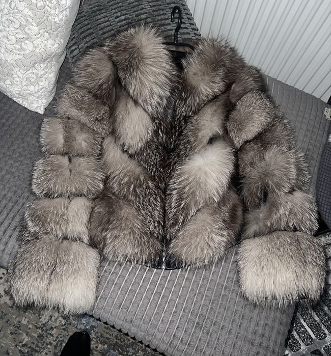 Haina blana naturala vulpe