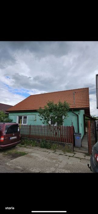 Casa cu 2 dormitoare, 100 mp utili (aproximativ), 2,5 Arii de teren, S