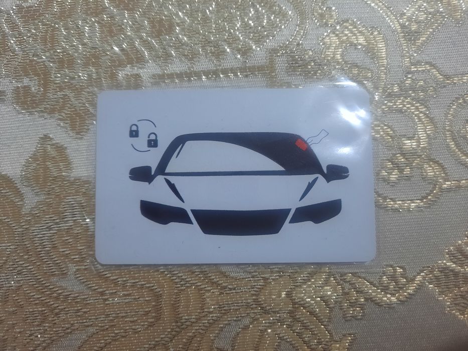 Avtomashinalar uchun karta orqali eshiklarni ochish va yopish tizimi.