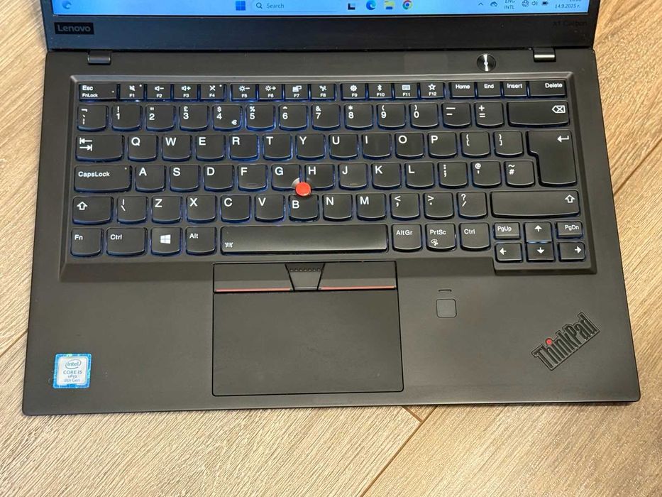 Lenovo x1 carbon i5 8 gen/16RAM/256SSD/UHD Graphics 620/Full HD IPS