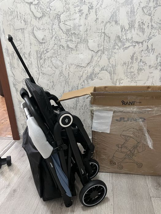 Продам детскую коляску