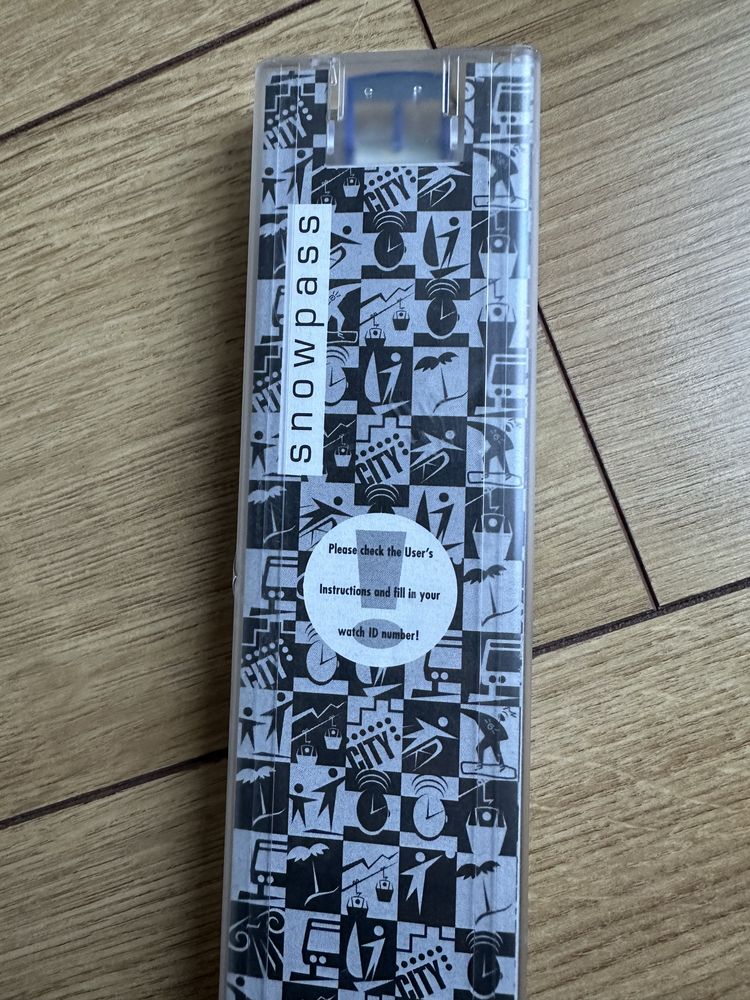 Часовник Swatch Snowpass