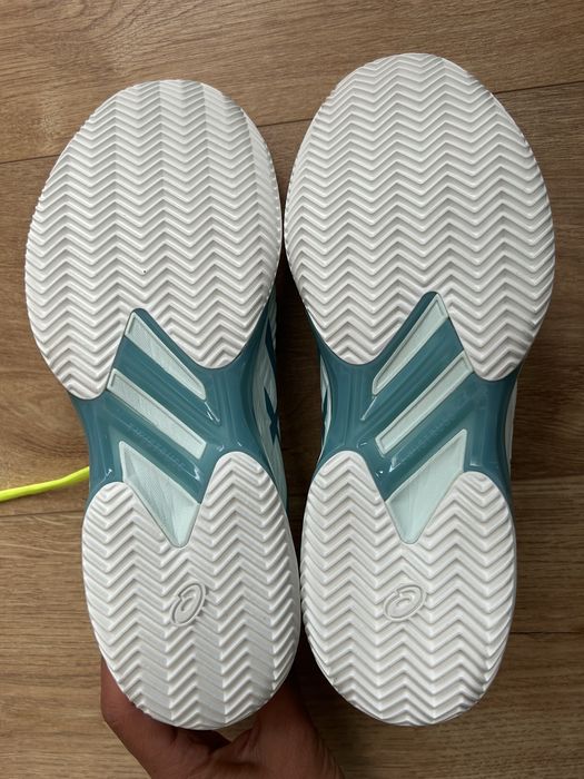 Маратонки за клей Асикс