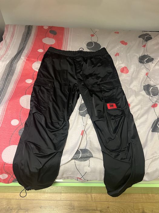 hugo x rb regular-fit cargo trousers with signature bull motif - black