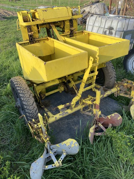 Masina de pus cartofi