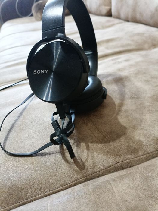 Продам наушники SONY