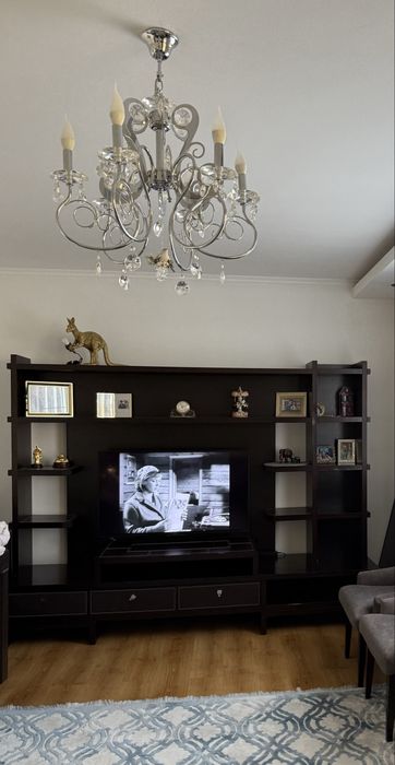 Продам стенку для гостиной в отличном состоянии