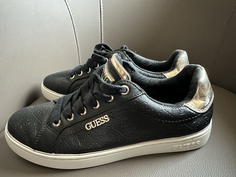Adidasi Guess negri originali