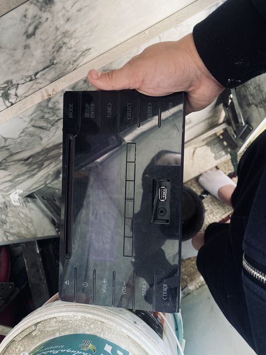 штатный мафон каролла 2017