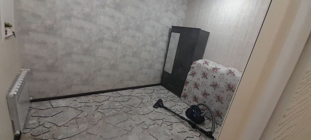 Уч хонали уй сотилади